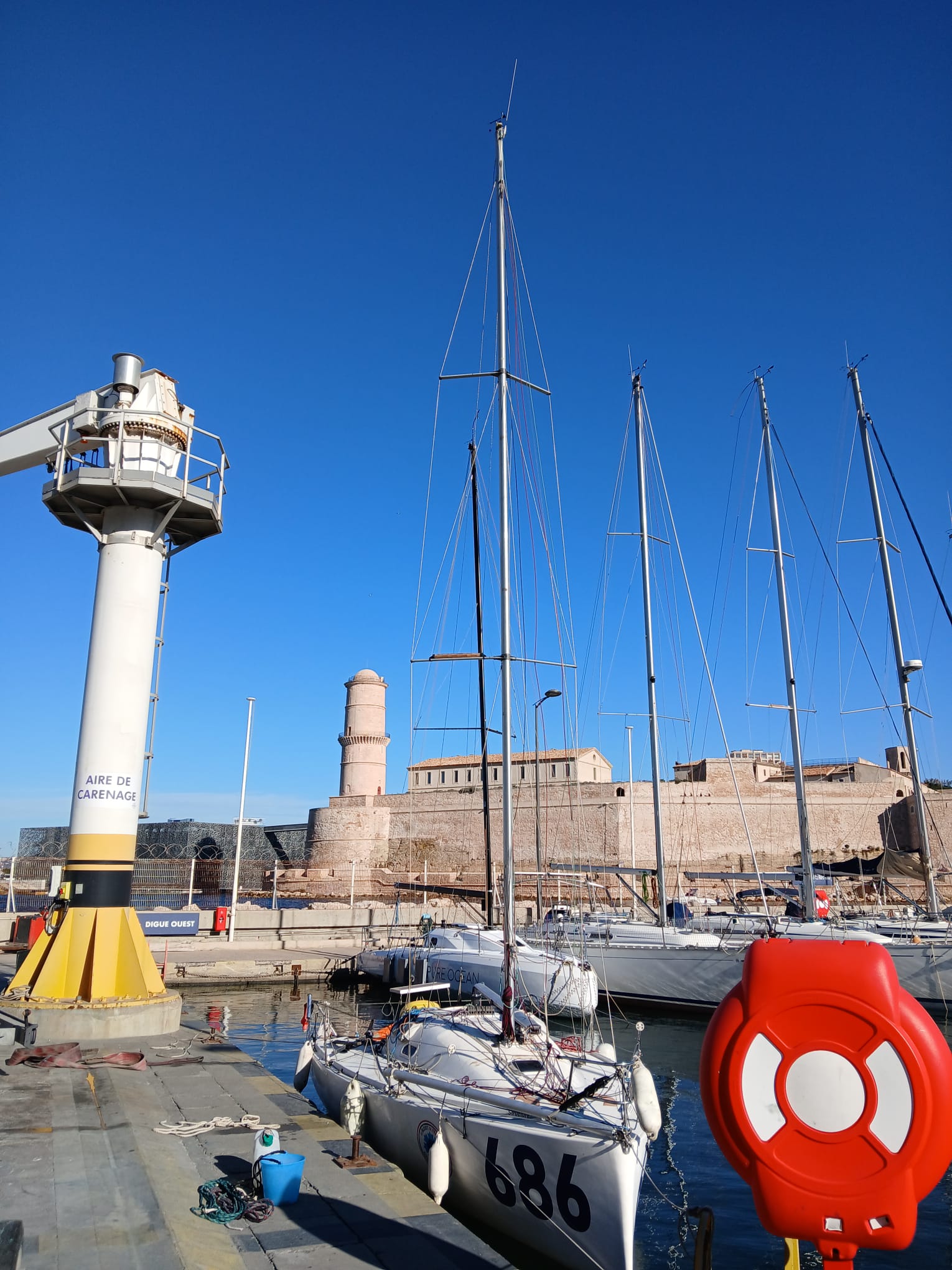 Le bateau du projet est à Marseille!